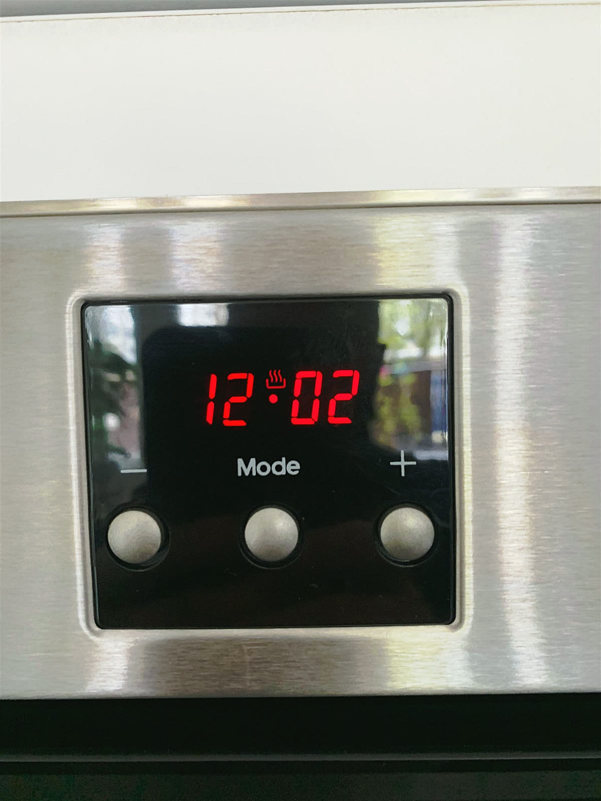 Electric oven timer working again after the repair